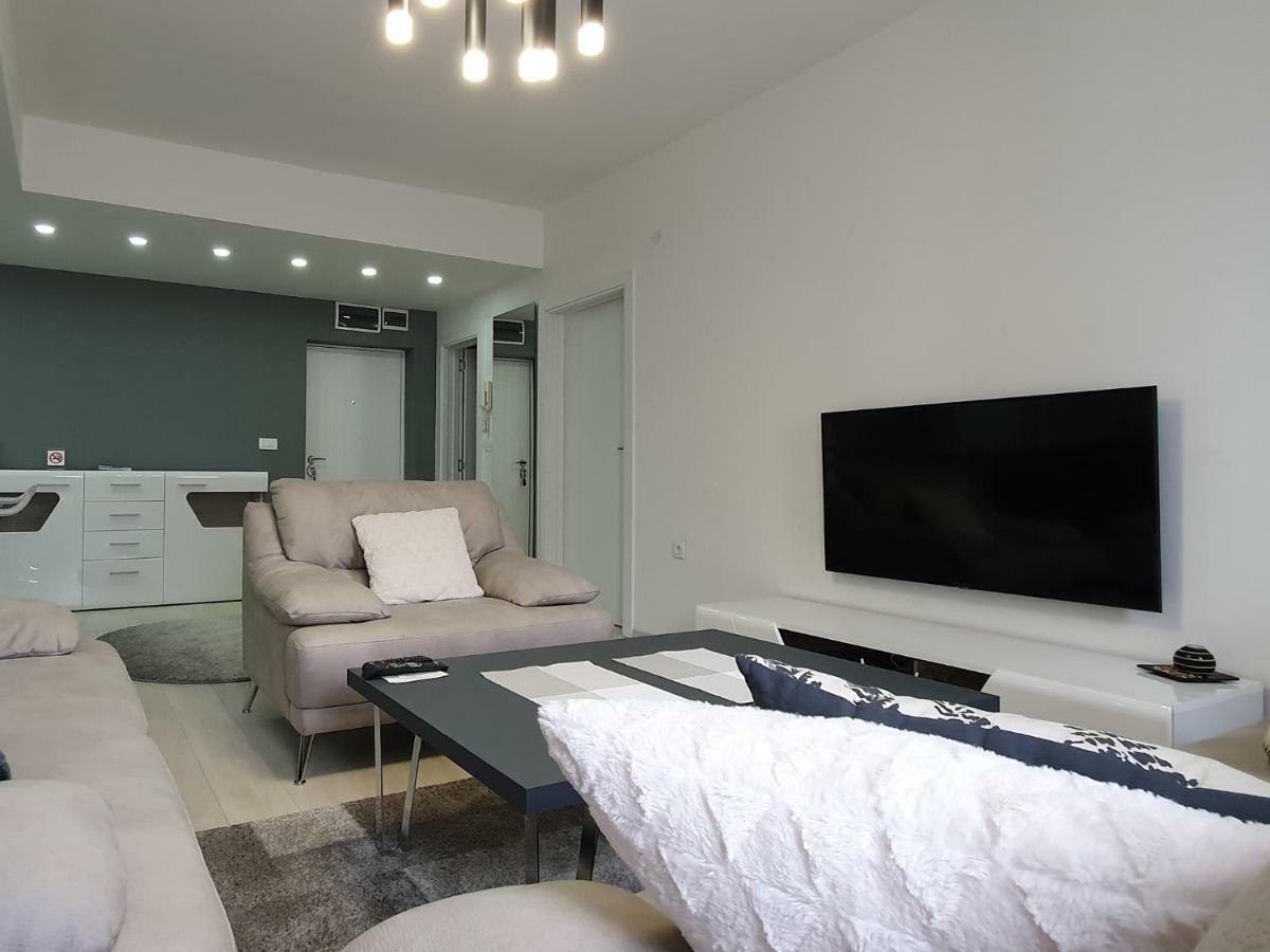 City Center Apartment Skopje Extérieur photo